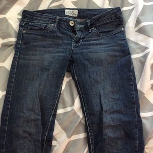 Distressed cropped Aeropostale jeans